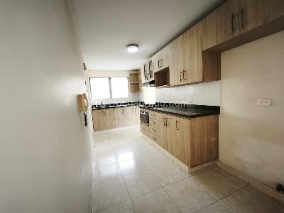 Apartamento de 3 alcobas en venta en Conquistadores, Medellín, 142 m² · foto 3 de 20