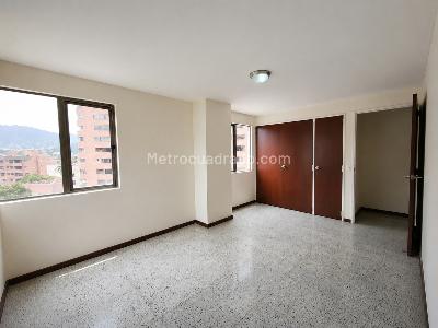 Apartamento de 3 alcobas en venta en Conquistadores, Medellín, 142 m² · foto 10 de 20