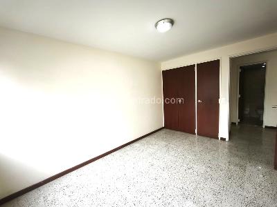 Apartamento de 3 alcobas en venta en Conquistadores, Medellín, 142 m² · foto 16 de 20