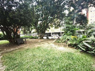 Apartamento de 3 alcobas en venta en Conquistadores, Medellín, 142 m² · foto 20 de 20