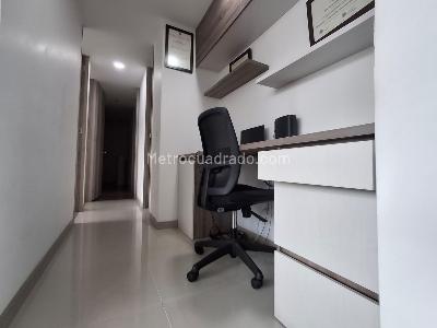 Apartamento de 3 alcobas en venta en San German, Medellín, 82 m² · foto 10 de 12