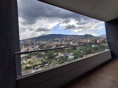 Apartamento de 3 alcobas en venta en San German, Medellín, 82 m² · foto 2 de 12