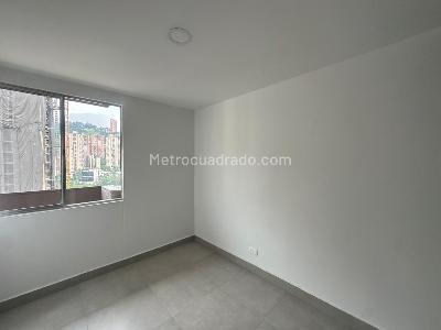 Apartamento de 3 alcobas en venta en Ciudad Del Rio, Medellín, 74 m² · foto 6 de 10