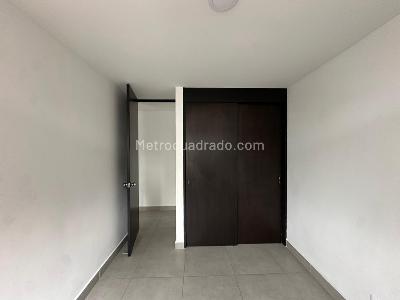 Apartamento de 3 alcobas en venta en Ciudad Del Rio, Medellín, 74 m² · foto 8 de 10