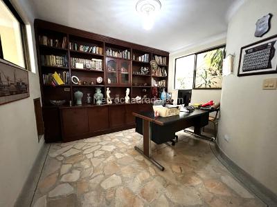 Casa de 5 alcobas en venta en El Ingenio, Cali, 507 m² · foto 8 de 20