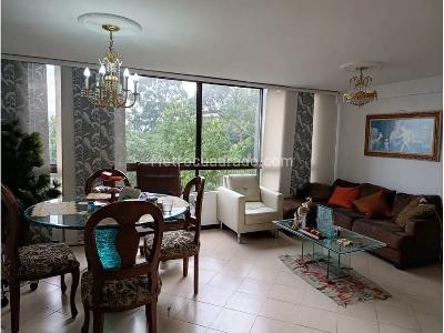 Apartamento en venta en Loma Del Indio, Medellín · foto 2 de 17