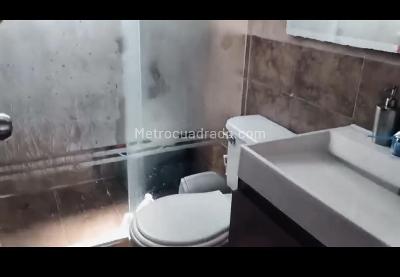Apartamento de 3 alcobas en venta en Madelena, Bogotá, 67 m² · foto 8 de 9