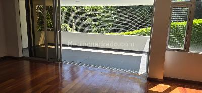 Apartamento en venta en El Poblado, Medellín · foto 3 de 18