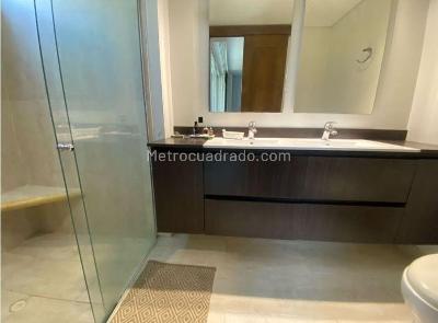 Apartamento de 5 alcobas en venta en Laureles, Medellín, 129 m² · foto 15 de 16