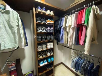 Apartamento de 5 alcobas en venta en Laureles, Medellín, 129 m² · foto 16 de 16