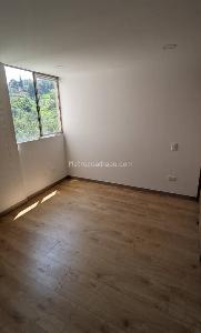 Apartamento de 2 alcobas en arriendo en El Carmelo Ii, Sabaneta, 60 m² · foto 7 de 8