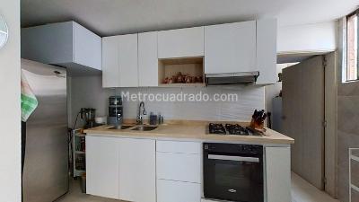 Apartamento de 3 alcobas en venta en Prados Del Norte, Cali, 94 m² · foto 3 de 10