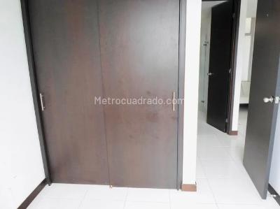 Apartamento en venta en Loma Del Indio, Medellín · foto 8 de 11
