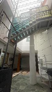 Casa de 5 alcobas en venta en Laureles, Medellín, 300 m² · foto 12 de 14