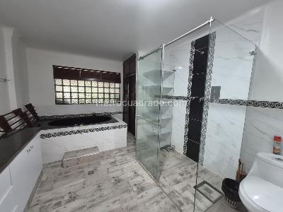 Casa de 5 alcobas en venta en Melendez, Cali, 350 m² · foto 11 de 11