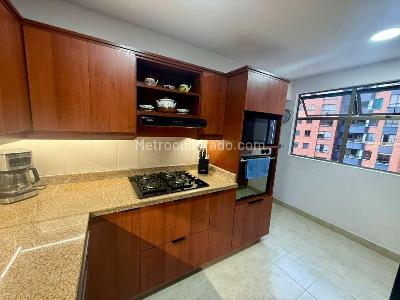Apartamento en venta en El Campestre, Medellín · foto 4 de 14