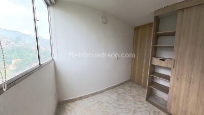 Apartamento de 3 alcobas en venta en Vereda El Porvenir, Itagüí, 55 m² · foto 6 de 10