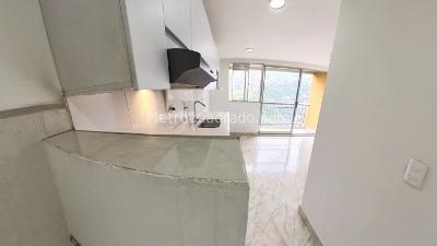Apartamento de 3 alcobas en venta en Vereda El Porvenir, Itagüí, 55 m² · foto 7 de 10