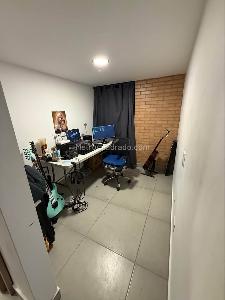 Apartamento de 3 alcobas en venta en El Trapiche, Bello, 61 m² · foto 2 de 3