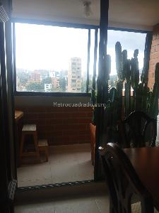 Apartamento de 4 alcobas en venta en Estadio, Medellín, 98 m² · foto 4 de 12