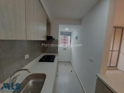 Apartamento de 2 alcobas en venta en Rincon Santos, Bello, 62 m² · foto 8 de 11
