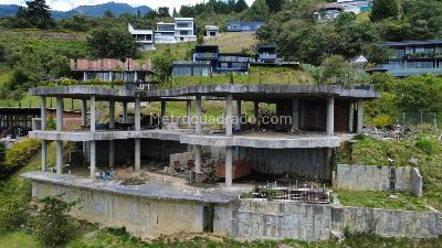 Casa de 3 alcobas en venta en Norteamerica, Bello, 556 m² · foto 3 de 5