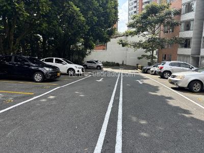 Apartamento en venta en El Esmeraldal, Envigado · foto 10 de 11