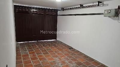 Casa de 3 alcobas en venta en La America, Medellín, 200 m² · foto 20 de 20