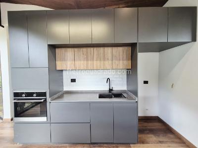 Casa de 4 alcobas en venta en Altos De Las Palmas, Envigado, 331 m² · foto 8 de 20