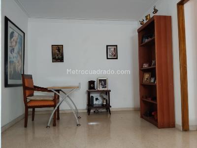 Apartamento de 3 alcobas en venta en Laureles, Medellín, 146 m² · foto 14 de 18