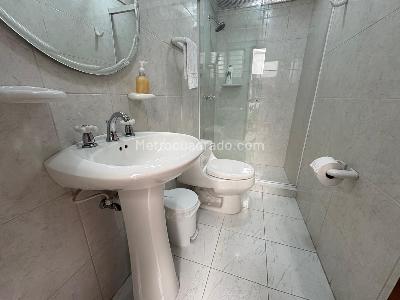 Casa de 5 alcobas en venta en Los Colores, Medellín, 207 m² · foto 11 de 13