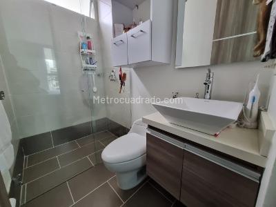 Apartamento de 2 alcobas en venta en Aves Maria, Sabaneta, 105 m² · foto 18 de 20