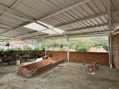 Casa de 1 alcoba en venta en La Campiña, Cali, 230 m² · foto 2 de 20