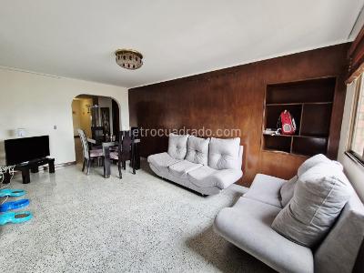 Apartamento en venta en La Candelaria, Medellín · foto 3 de 20