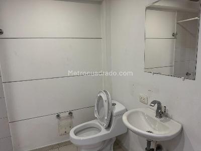 Casa de 5 alcobas en venta en Villa Claudia, Bogotá, 412 m² · foto 10 de 20