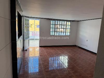 Casa de 5 alcobas en venta en Villa Claudia, Bogotá, 412 m² · foto 11 de 20