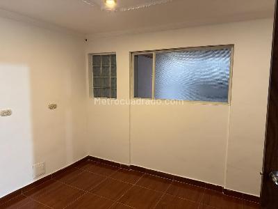 Casa de 5 alcobas en venta en Villa Claudia, Bogotá, 412 m² · foto 15 de 20