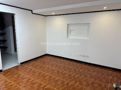 Casa de 5 alcobas en venta en Villa Claudia, Bogotá, 412 m² · foto 6 de 20