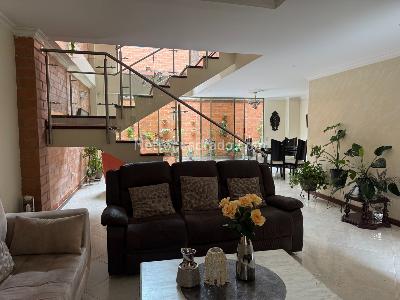 Casa de 4 alcobas en venta en Cañaveralejo, Sabaneta, 210 m² · foto 6 de 18