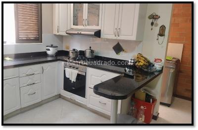 Casa de 4 alcobas en venta en Cañaveralejo, Sabaneta, 210 m² · foto 16 de 18