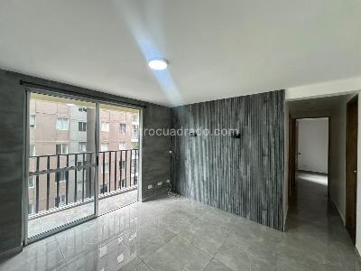 Apartamento de 3 alcobas en venta en Altos De Maria Auxiliadora, Sabaneta, 55 m² · foto 4 de 13