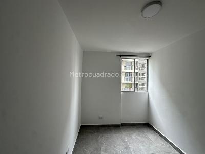 Apartamento de 3 alcobas en venta en Altos De Maria Auxiliadora, Sabaneta, 55 m² · foto 8 de 13
