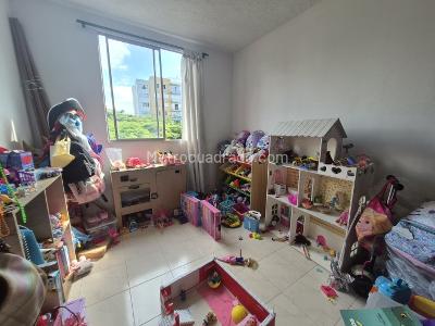 Apartamento de 3 alcobas en venta en Valle Del Lili, Cali, 61 m² · foto 8 de 14