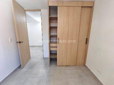 Apartamento de 2 alcobas en venta en San Jose Obrero, Bello, 55 m² · foto 7 de 10