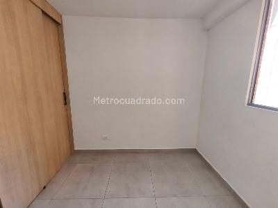 Apartamento de 2 alcobas en venta en San Jose Obrero, Bello, 55 m² · foto 9 de 10