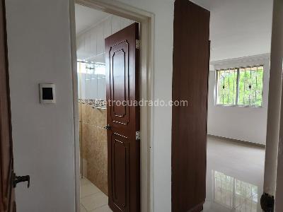 Apartamento de 3 alcobas en venta en Pampalinda, Cali, 101 m² · foto 15 de 18