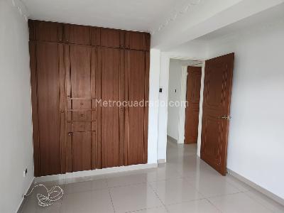 Apartamento de 3 alcobas en venta en Pampalinda, Cali, 101 m² · foto 17 de 18