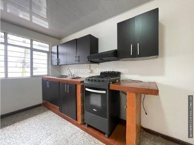 Casa de 5 alcobas en venta en La Base, Cali, 230 m² · foto 10 de 20