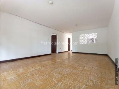 Casa de 5 alcobas en venta en La Base, Cali, 230 m² · foto 3 de 20