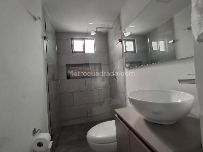 Apartamento de 3 alcobas en venta en Manchester, Bello, 85 m² · foto 7 de 16